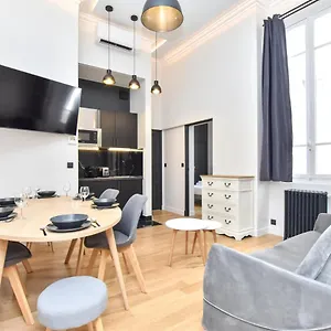 Cmg Friedland // Champs Elysées Ii Appartement Paris